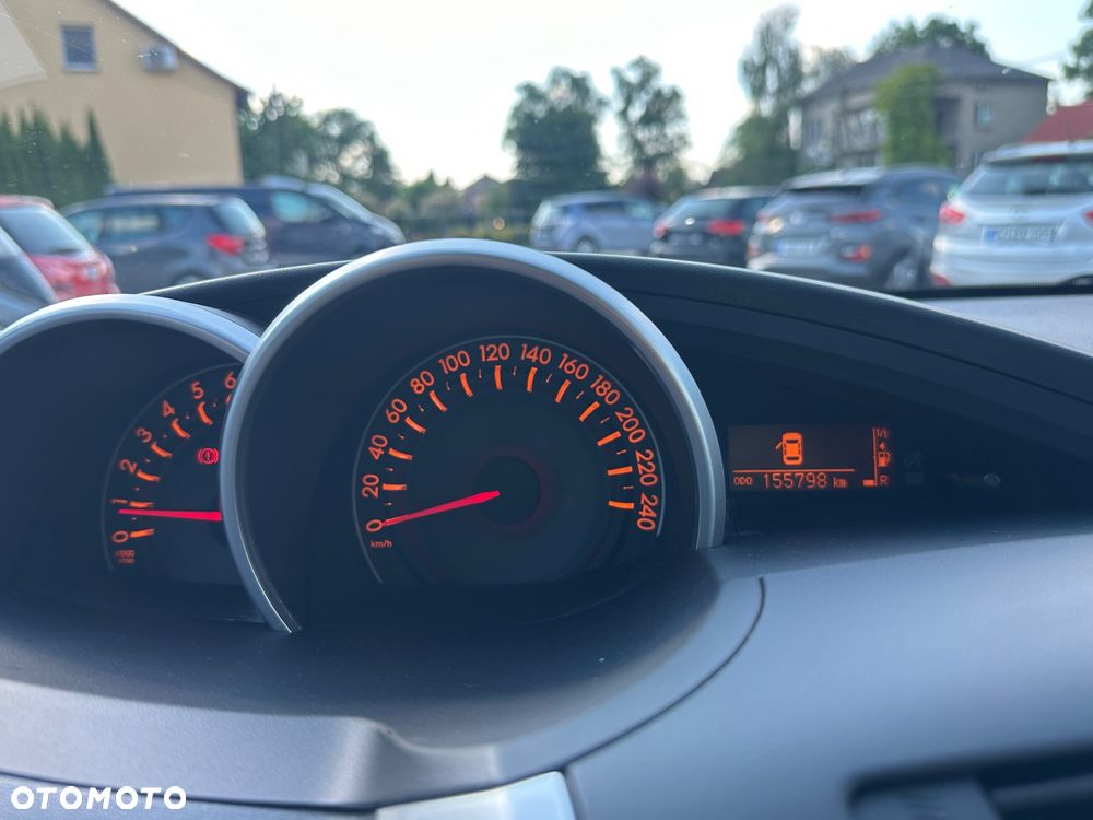 Toyota Verso 1.8 Executive - 9