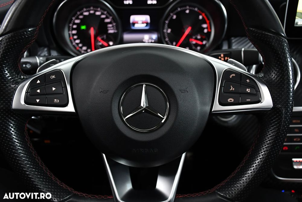 Mercedes-Benz A 220 d 4Matic 7G-DCT AMG Line - 27