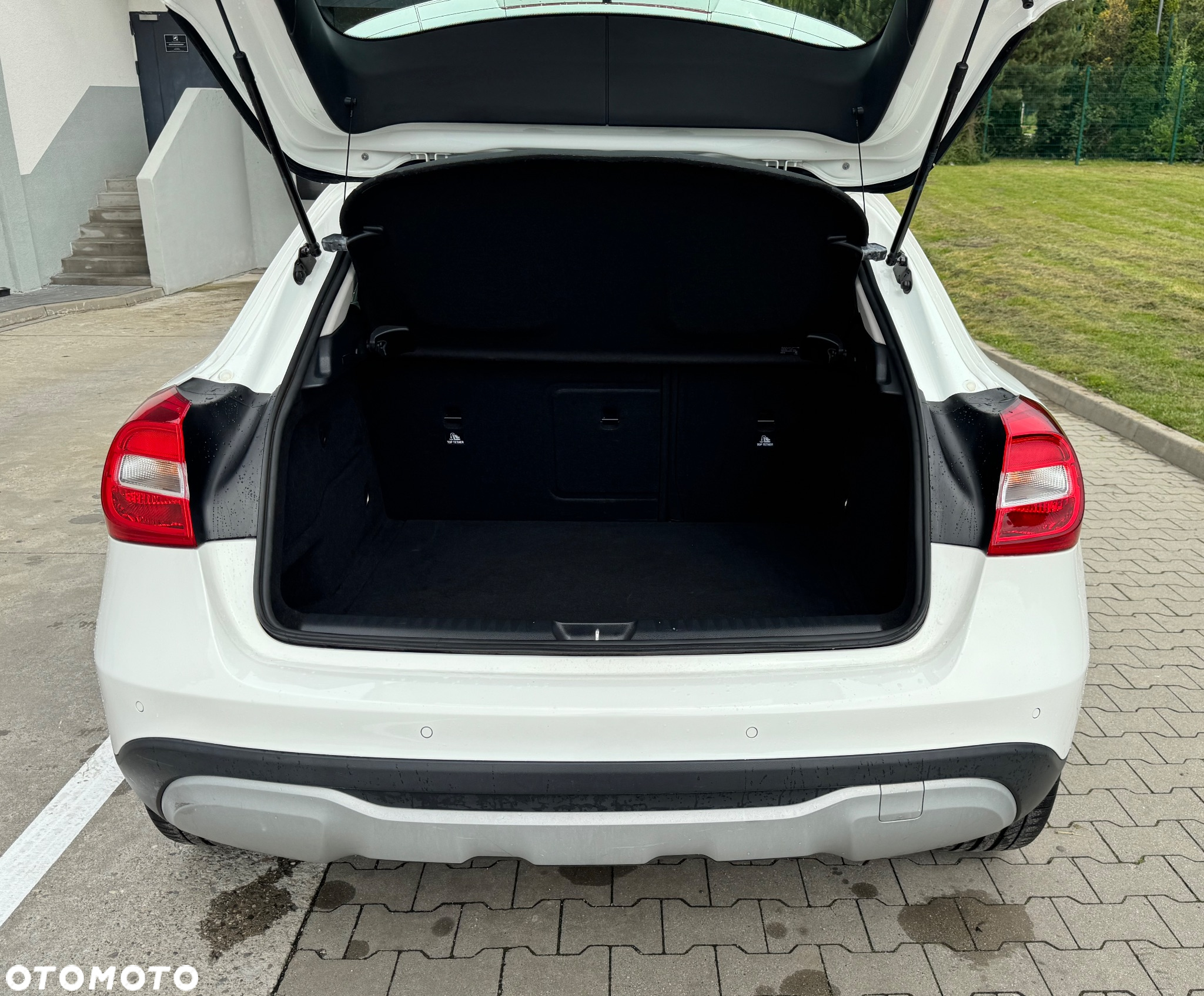 Mercedes-Benz GLA 200 d Style - 13