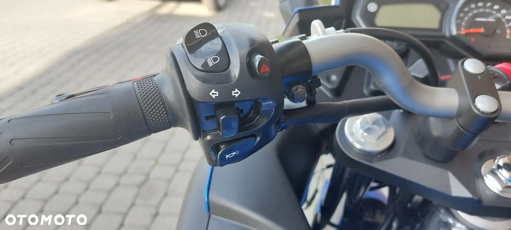 Yamaha XJ - 12