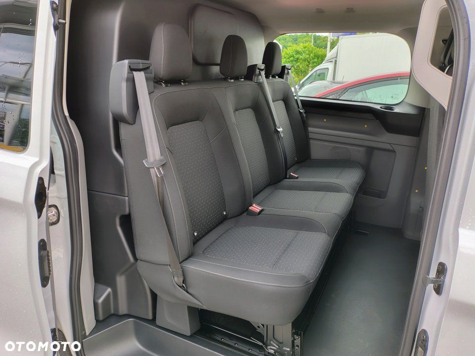 Ford Transit Custom - 11