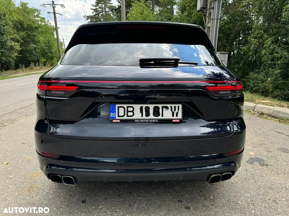 Porsche Cayenne E-Hybrid Tiptronic S Platinum Edition - 8