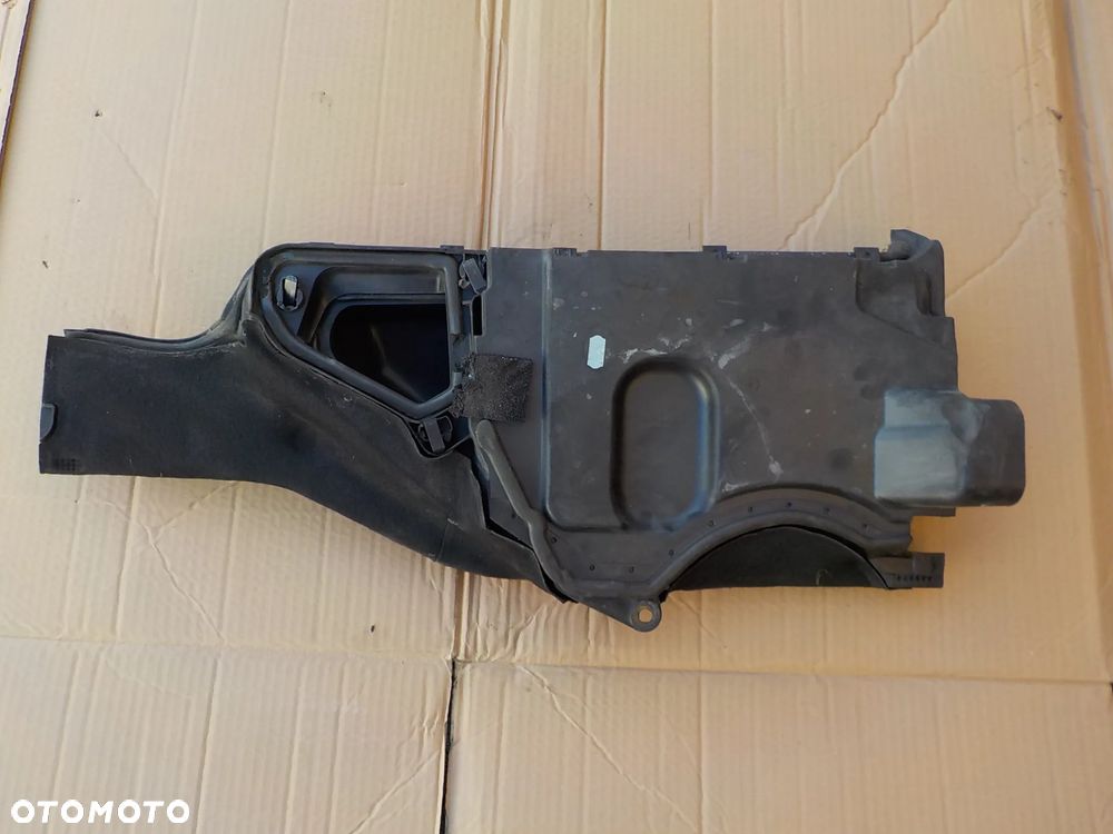 obudowa filtra kabinowego prawa bmw e60 2005r - 2