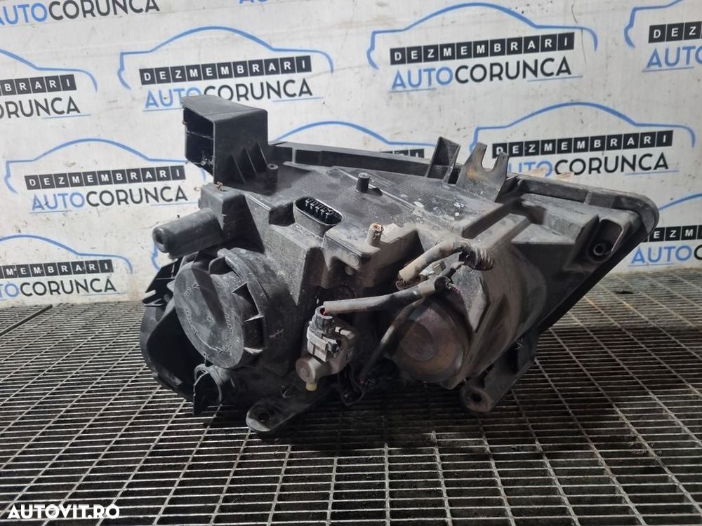 Far Dreapta Nissan Qashqai 2007 - 2010 SUV 4 Usi (1297) Xenon - 3