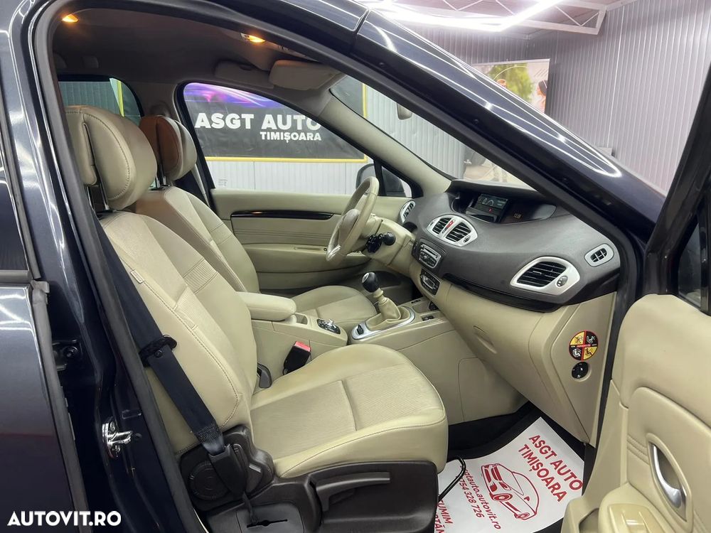 Renault Scenic - 12