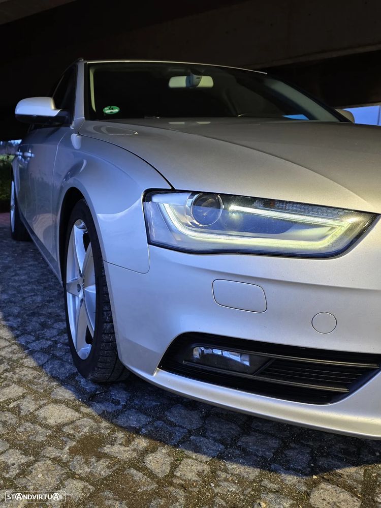 Audi A4 Avant 2.0 TDI DPF multitronic S line Sport Pack - 13