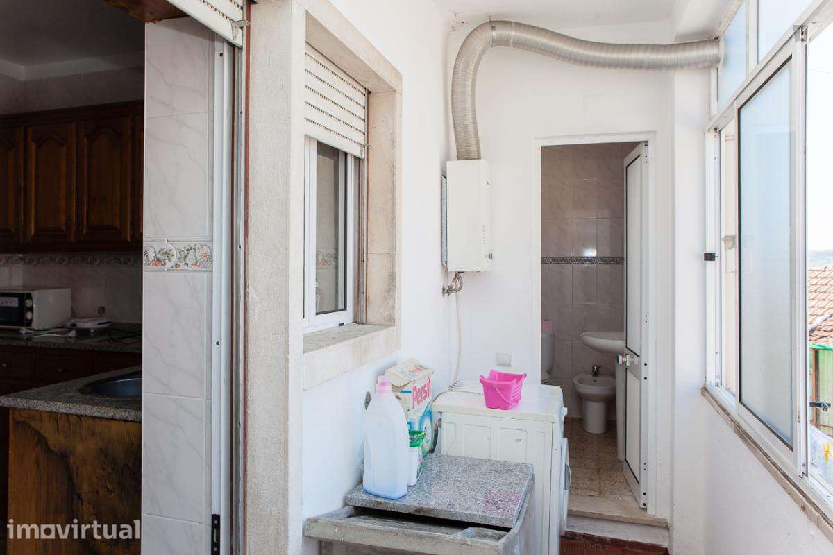 Quarto - localizado em Montarroio Coimbra - Grande imagem: 5/21