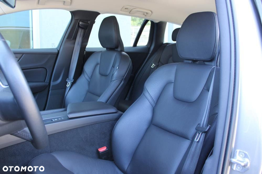Volvo V60 - 10