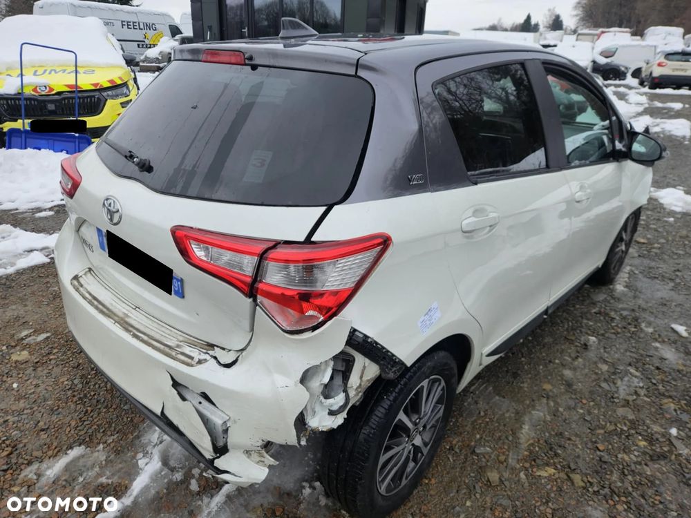 Toyota Yaris 1.5 20th Anniversary - 11