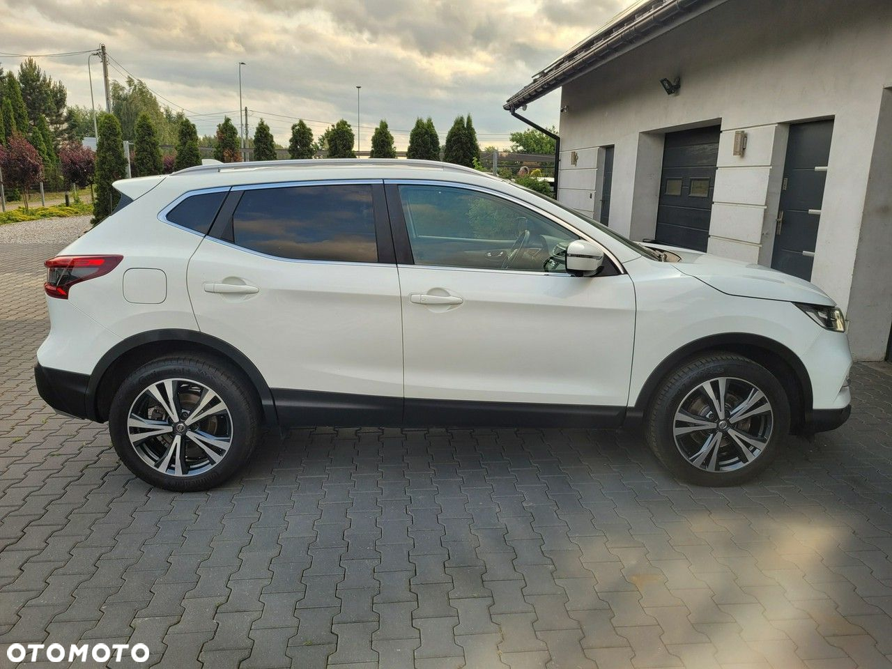 Nissan Qashqai - 4