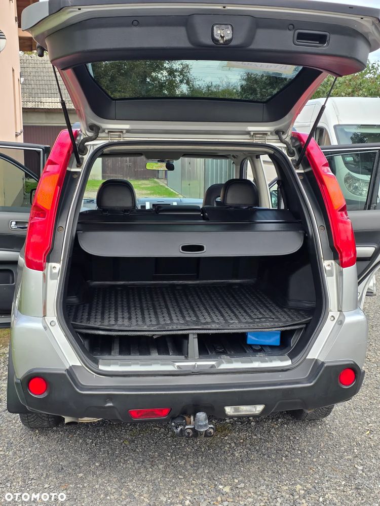 Nissan X-Trail 2.0 dCi LE - 15