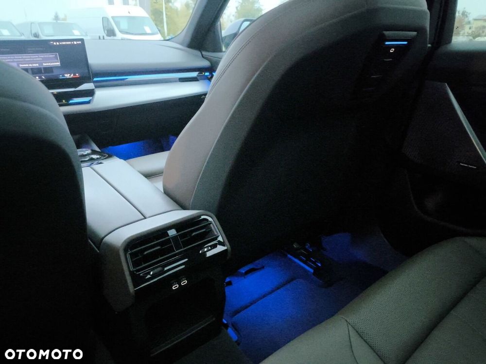 BMW Seria 5 520d xDrive mHEV M Sport - 28