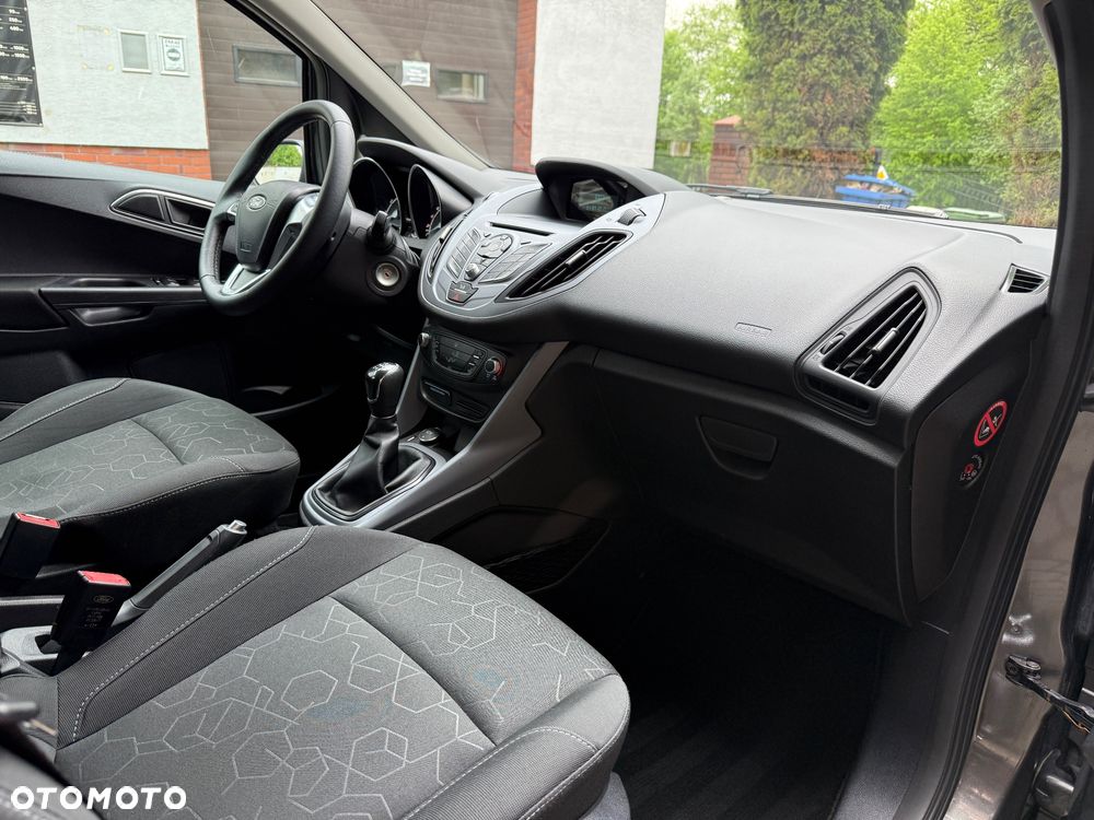 Ford B-MAX - 36