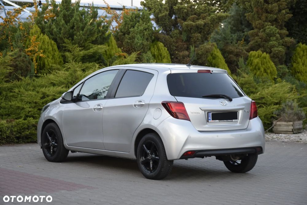 Toyota Yaris - 24