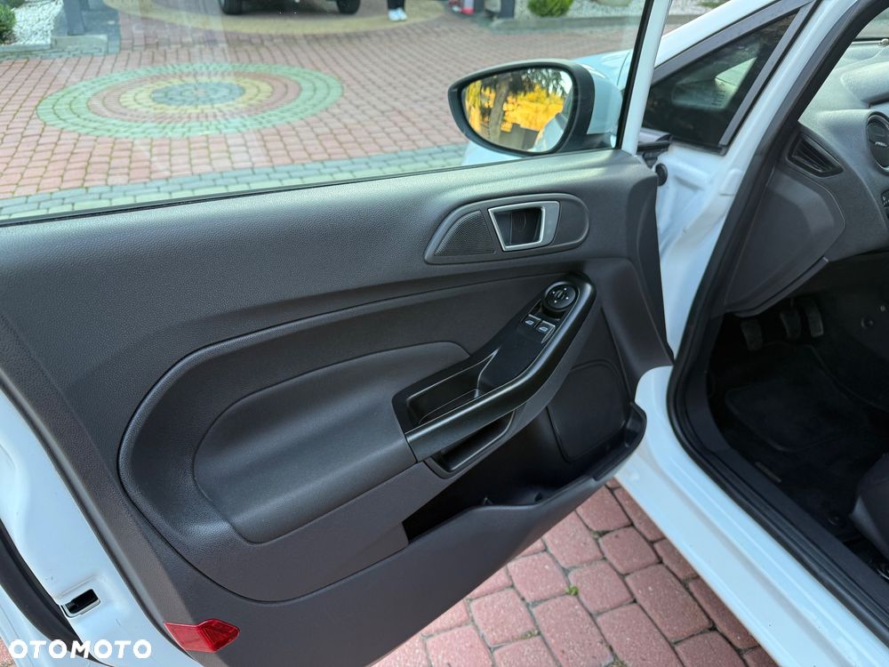 Ford Fiesta - 8