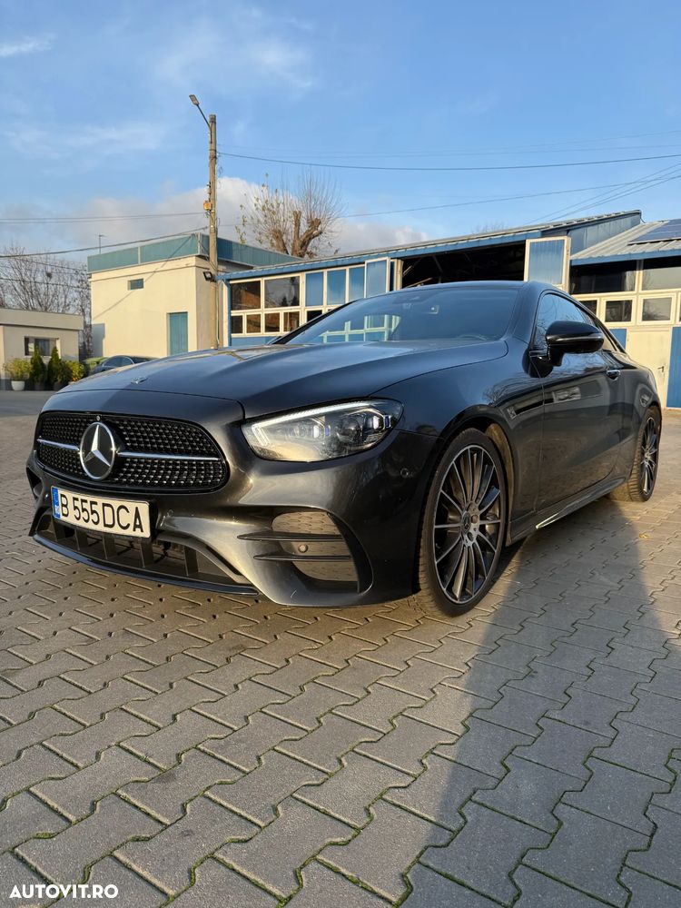 Mercedes-Benz E 220 d 4Matic Coupe 9G-TRONIC AMG Line - 2