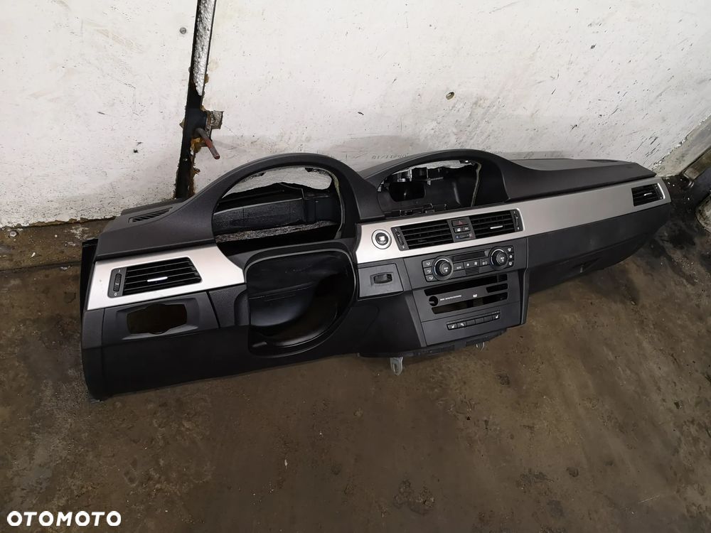 BMW E90 E91 DESKA KOKPIT KONSOLA POD NAWIGACJE ORYGINAŁ PULPIT - 9