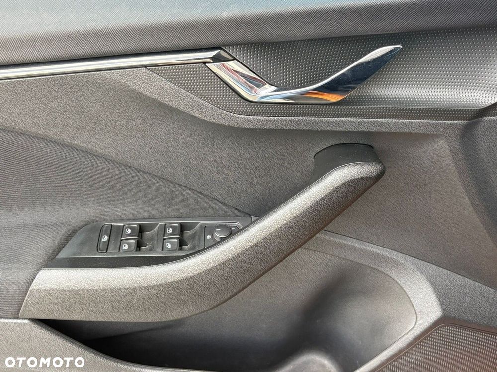 Skoda Kamiq 1.0 TSI Ambition - 10