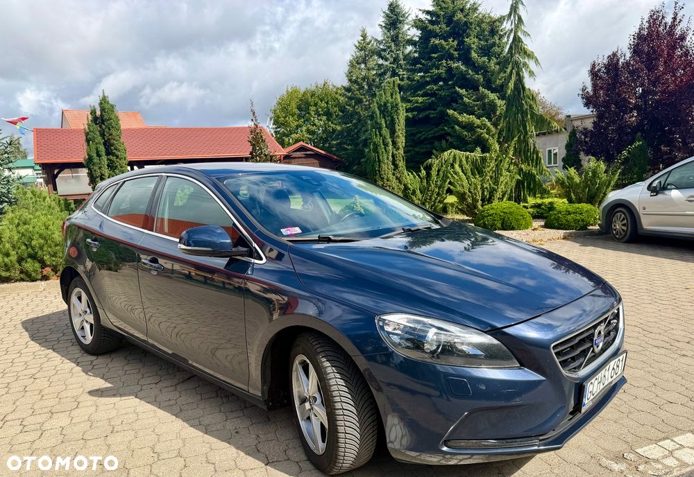 Volvo V40 D4 Drive-E Momentum - 3