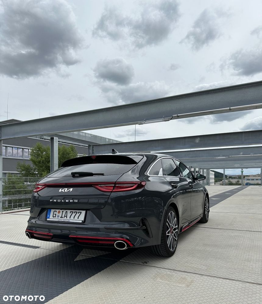 Kia ProCeed - 10