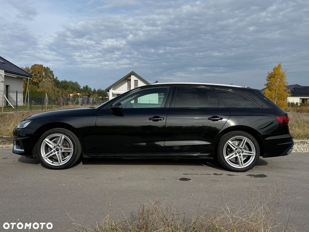 Audi A4 Avant 2023 photo 3