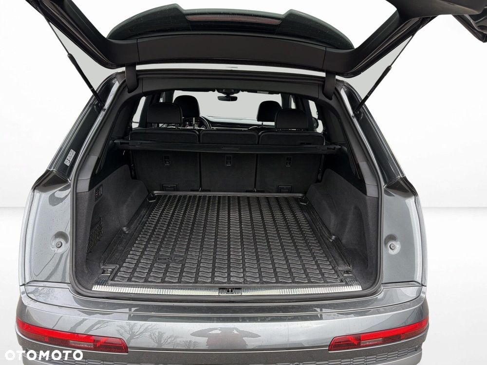 Audi Q7 - 9