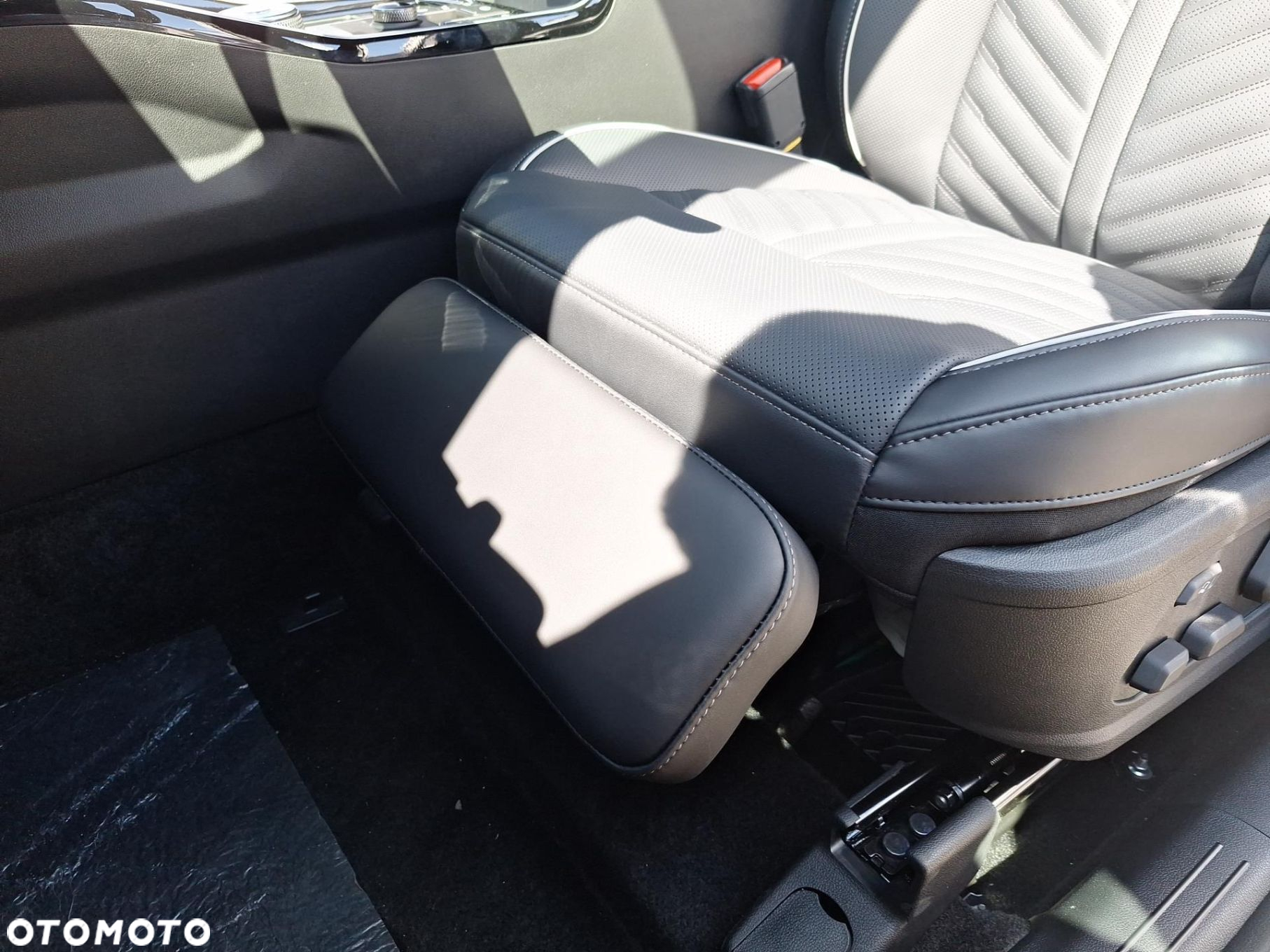 Kia Sorento 2.2 CRDi Prestige Line AWD DCT 7os - 26