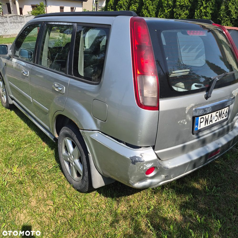 Nissan X-Trail 2.2 dCi 4x4 Comfort - 3