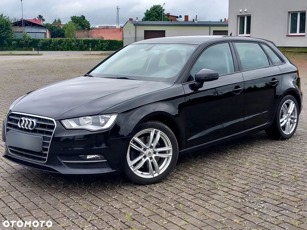 Audi A3 Sportback 2.0 TDI (clean diesel) Ambiente - 19