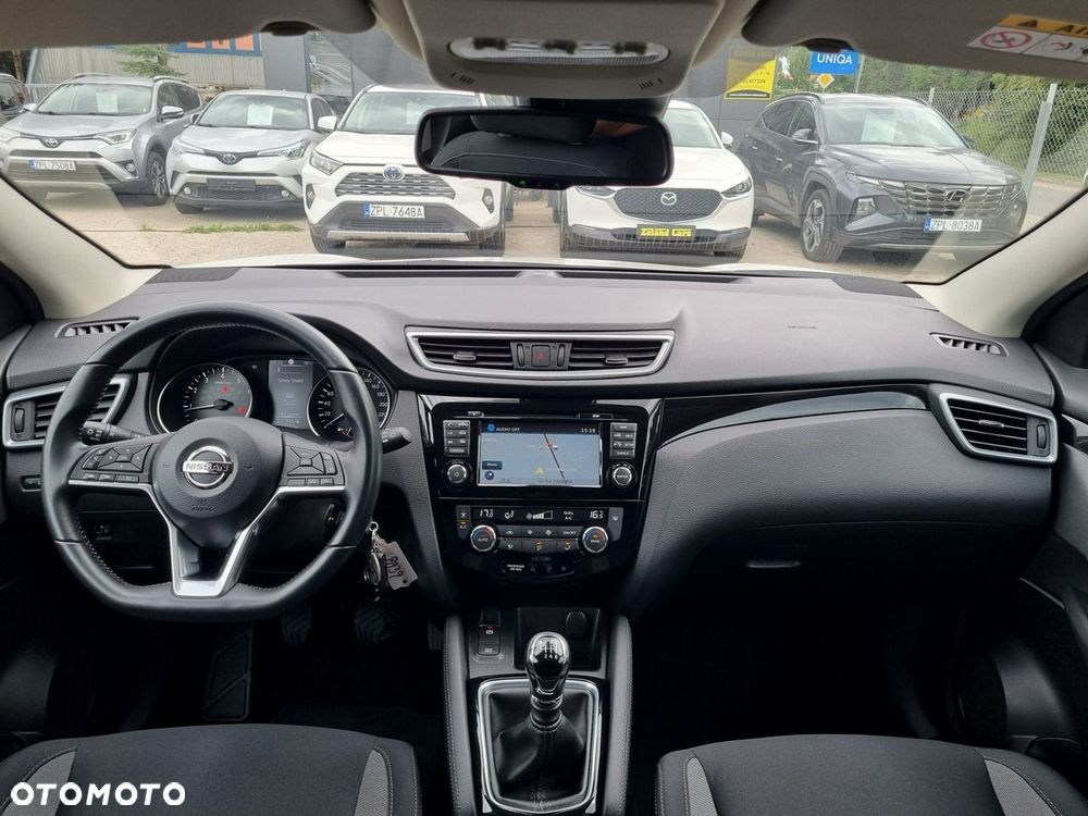 Nissan Qashqai 1.2 DIG-T Tekna EU6 - 14