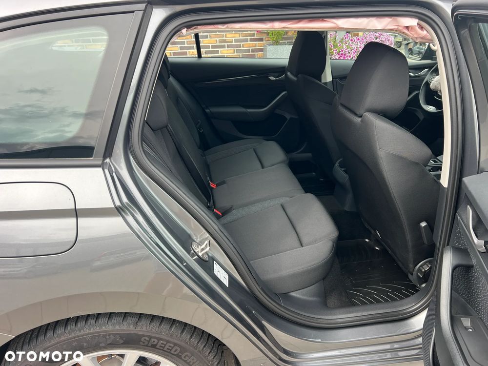 Skoda Octavia 1.5 TSI Selection - 13