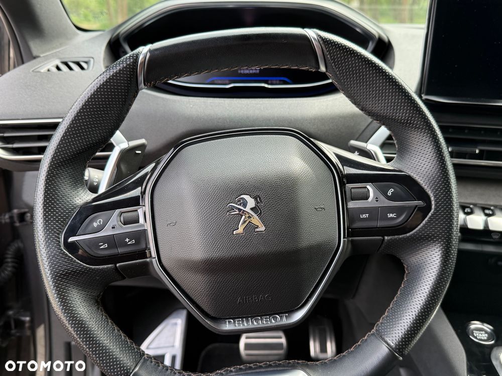Peugeot 3008 225 e-EAT8 GT - 23