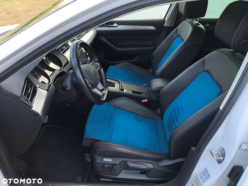 Volkswagen Passat 2.0 TDI EVO Elegance DSG - 17
