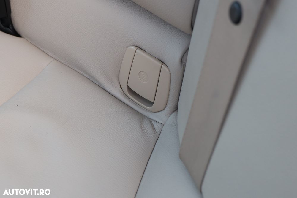 BMW Seria 3 318d Touring Modern Line - 27