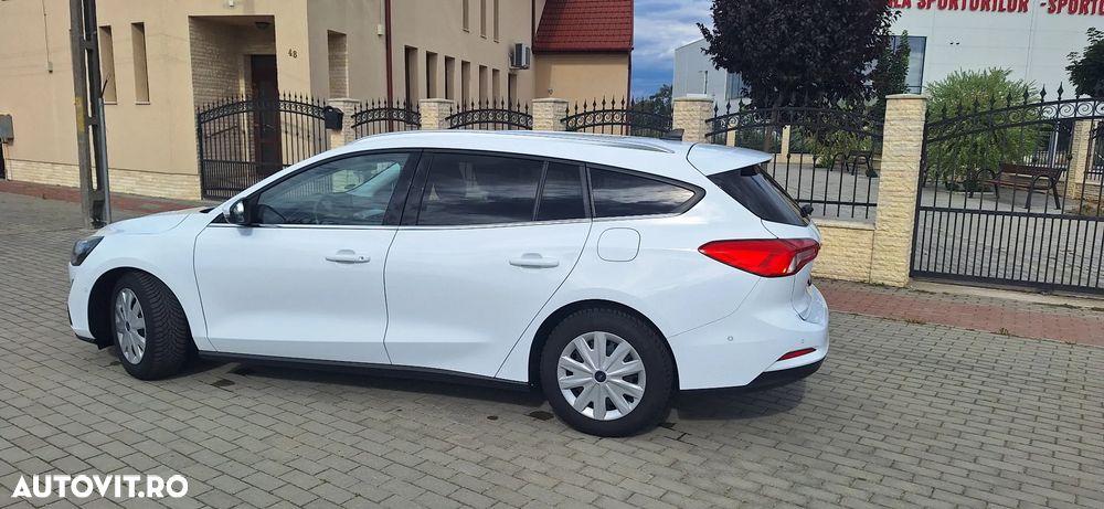 Ford Focus 1.5 EcoBlue Start-Stopp-System Aut. ACTIVE DESIGN - 24