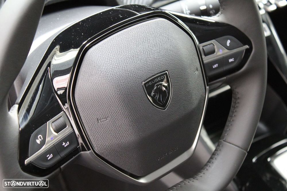 Peugeot 208 1.2 Hybrid Allure e-DCS6 - 12