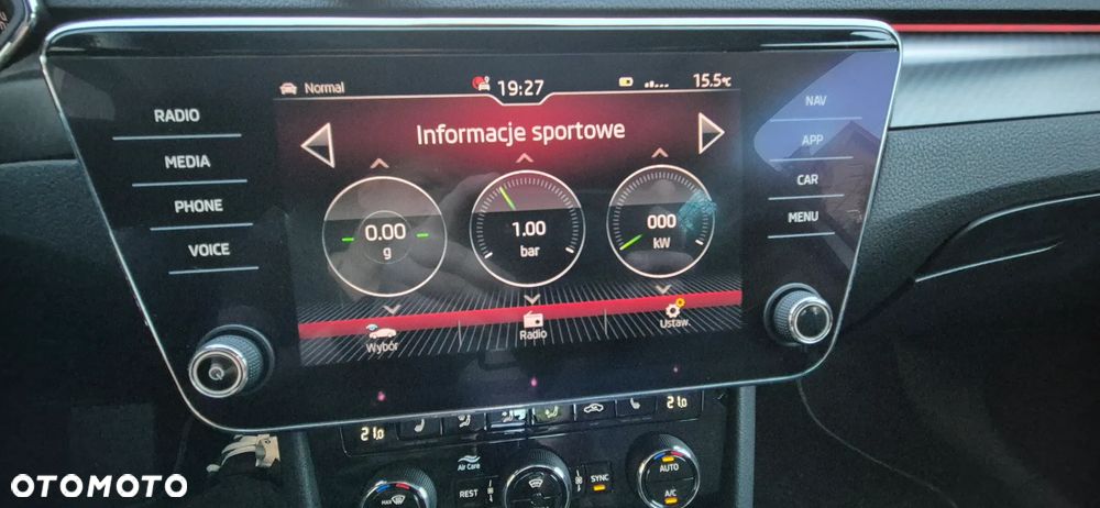 Skoda Superb 2.0 TDI Sportline DSG - 20