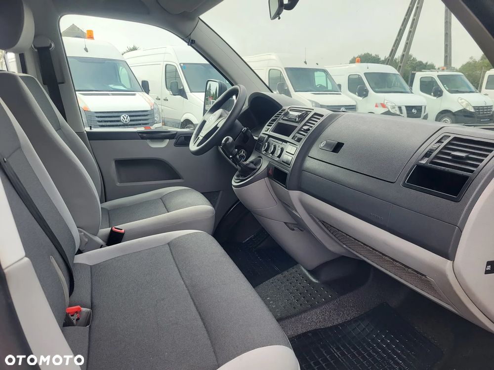 Volkswagen Transporter t5 lift doka super stan klima serwisowany - 10