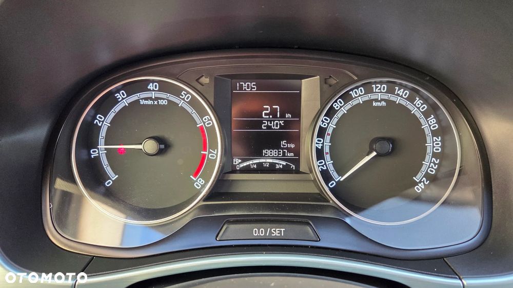Skoda Fabia 1.0 Ambition - 17