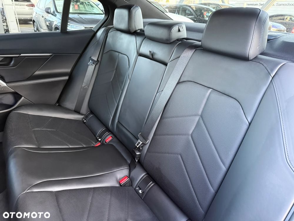 BMW Seria 5 - 29