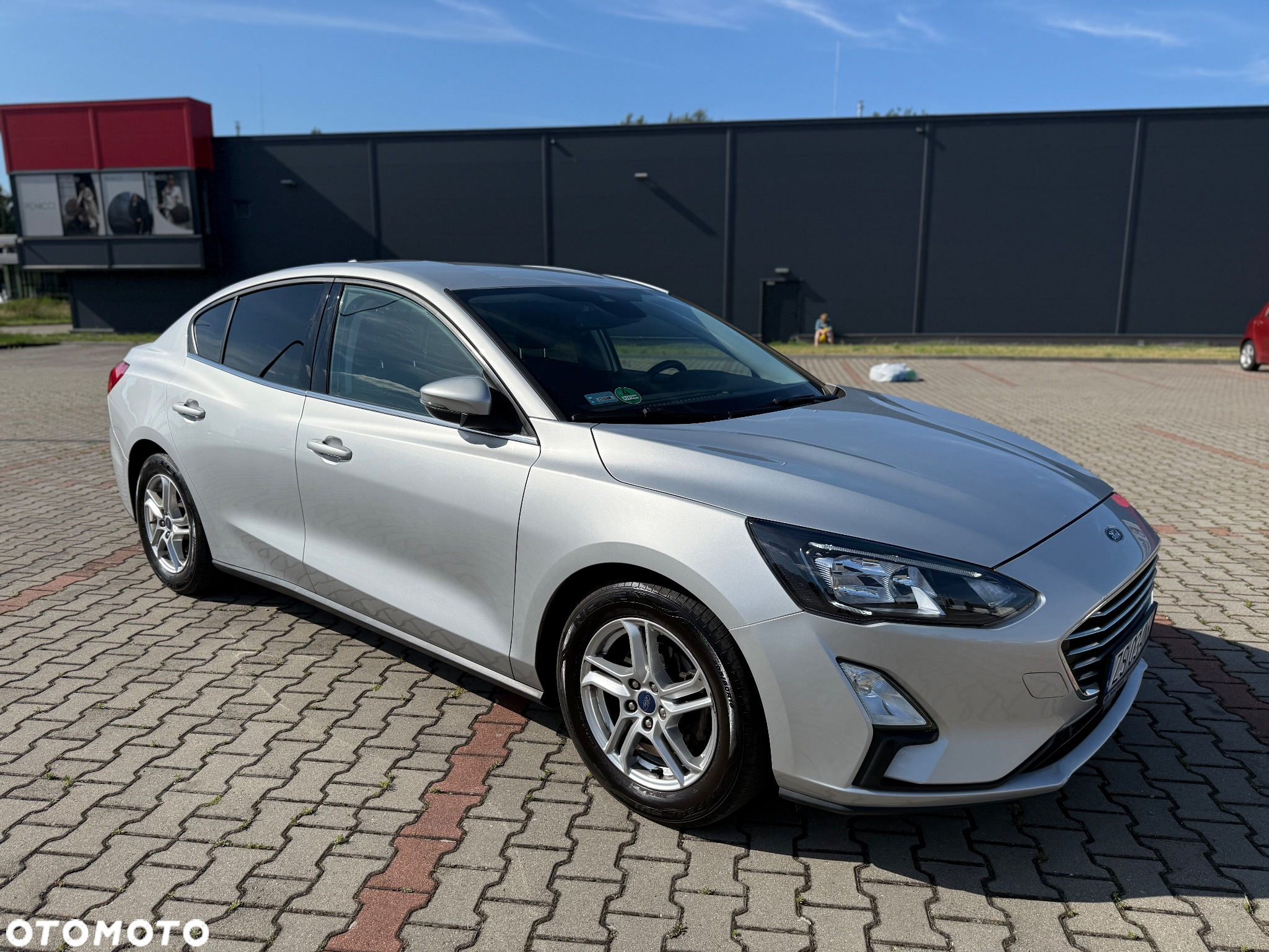 Ford Focus 1.0 EcoBoost Connected - 6
