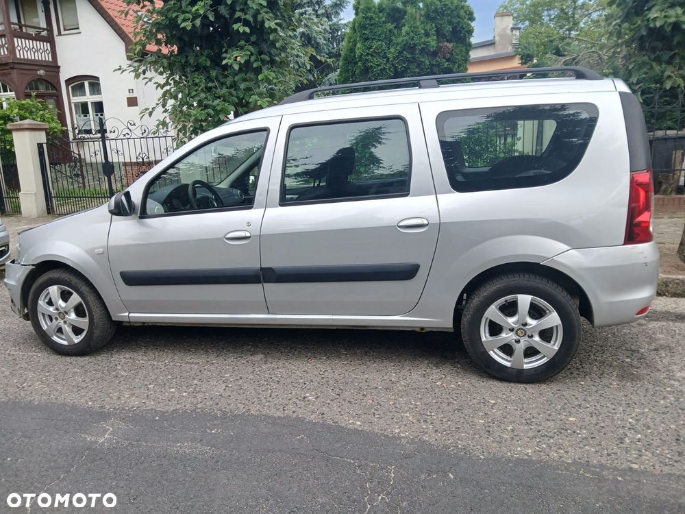 Dacia Logan - 27