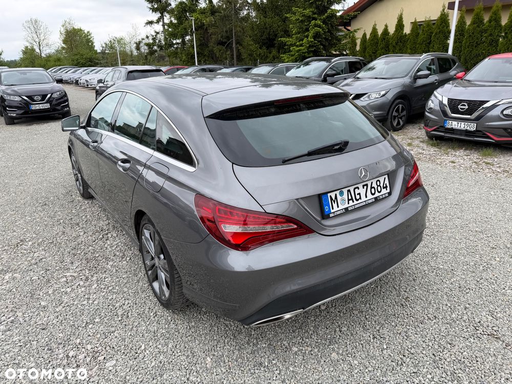 Mercedes-Benz CLA 180 Urban - 5
