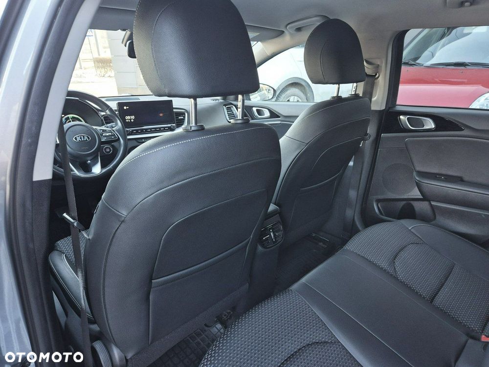 Kia Ceed 1.6 GDI PHEV L Business Line DCT - 15