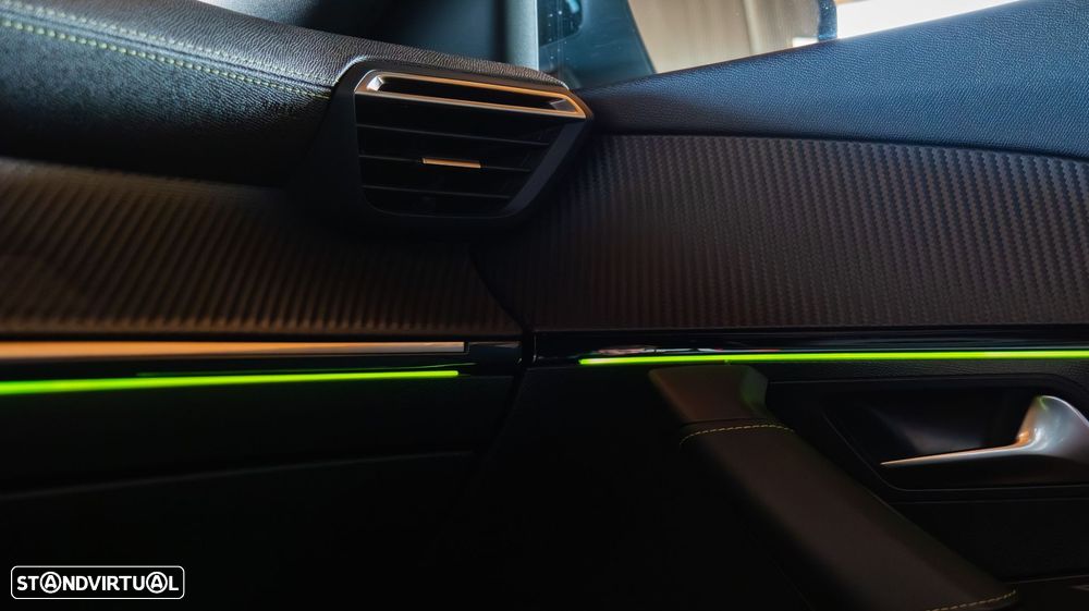 Peugeot 2008 1.2 PureTech GT - 20