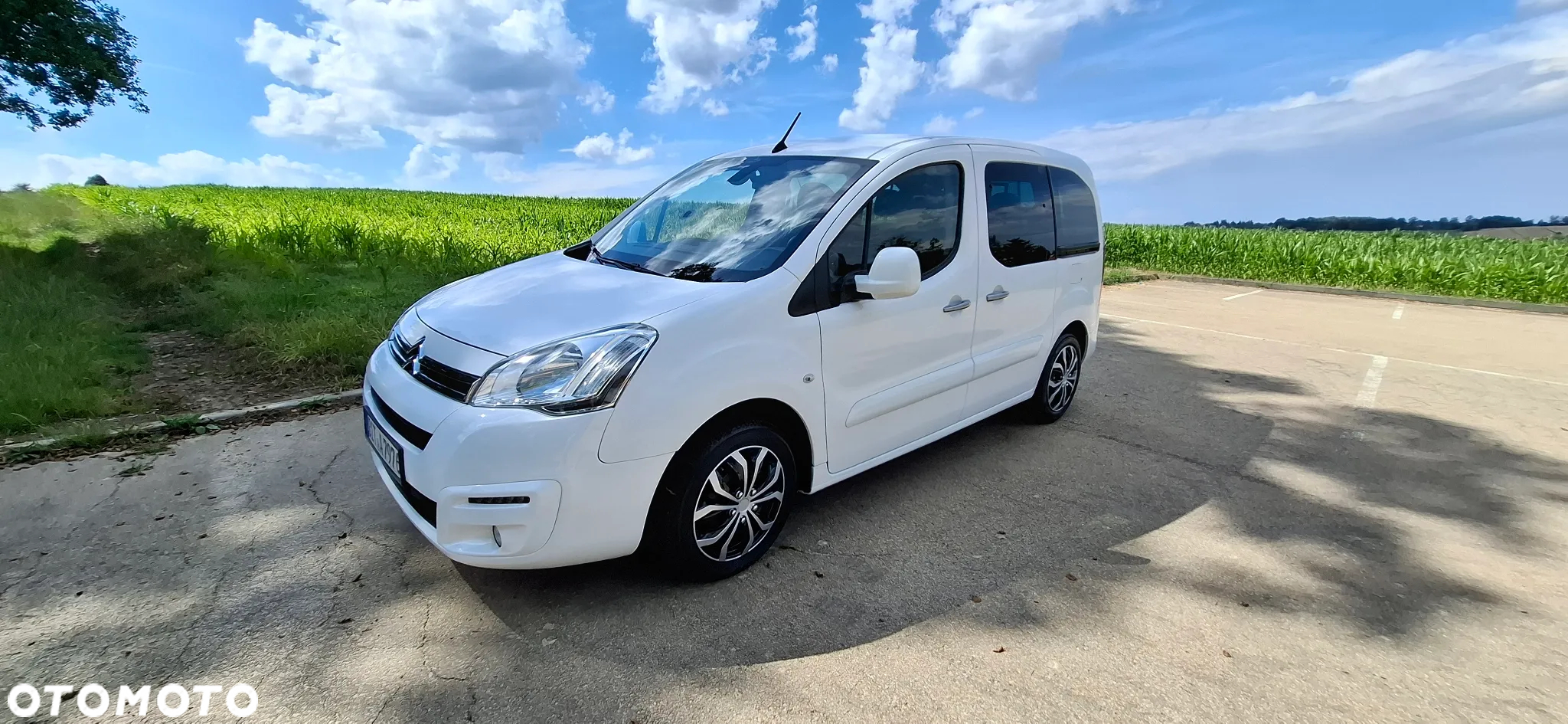 Citroën Berlingo Multispace BlueHDi 120 S&S SHINE - 18