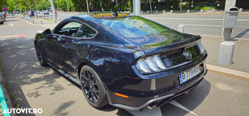 Ford Mustang 2.3 EcoBoost Aut. - 3
