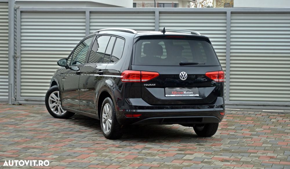 Volkswagen Touran 2.0 TDI SCR DSG Comfortline - 3