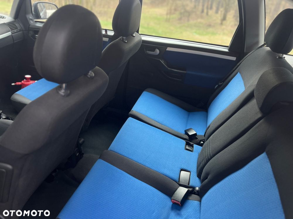 Opel Meriva - 9