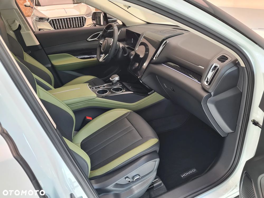 Hongqi HS3 1.5T FWD - 21